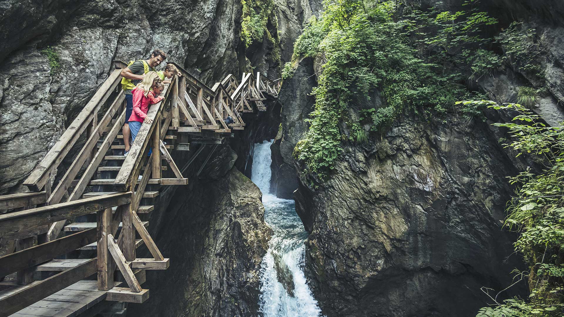 Entdeckungstour-in-der-Sigmund-Thun-Klamm-(c)-Zell-am-See-Kaprun-Tourismus